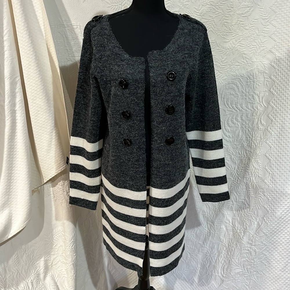 Baciano long cardigan, size medium, NWT‎